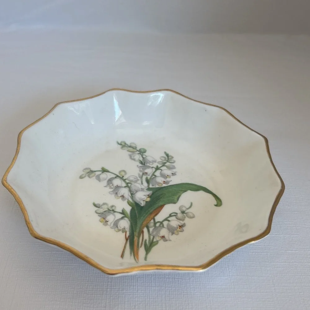 Oakley China Ltd Lily Of The Valley Trinket Dish Fine Bone China